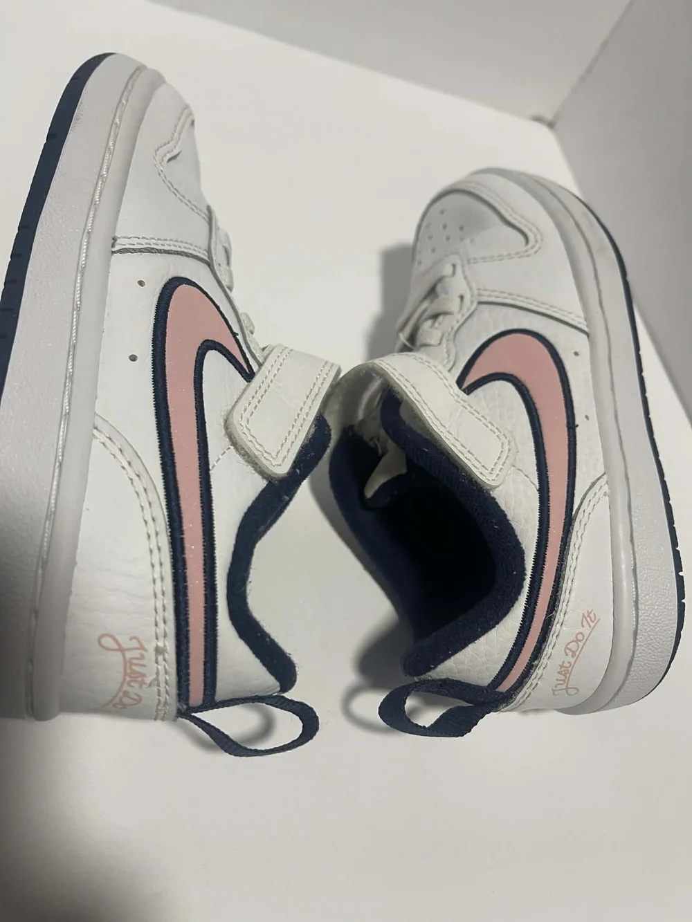 Nike Kids' White & Pink Swoosh Velcro Sneakers - Picture 2 of 10